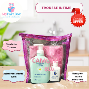 TROUSSE CAMOMILLA ORGANIC ECO BIO NETTOYANT INTIME BIO PH 5.5 300 ML + MINIATURE CAMOMILLA BLU DAILY USE NETTOYANT INTIME PH 5.5 + SERVIETTE TROUSSE