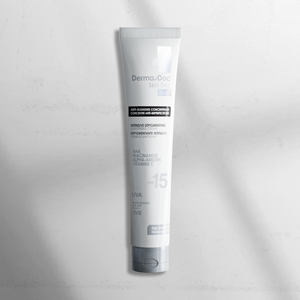 DERMADOC PACK ECRAN SOLAIRE INVISIBLE SPF50+ 50ML+ GEL NETTOYANT ECLAIRCISSANT 200ML+ CREME DEPIGMENTANTE INTENSIVE SPF15+ 40ML