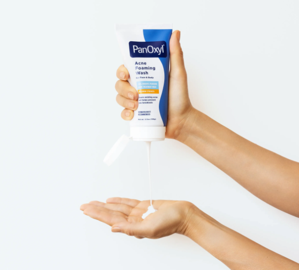 PANOXYL ACNE FOAMING WASH BENZOYL PEROXIDE 10% MAXIMUM STRENGTH VISAGE & CORPS 156G